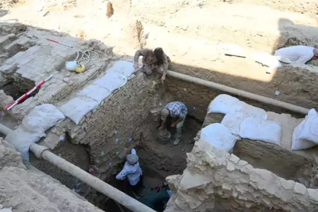 یک موزه‌ شهری در قلب نصف جهان