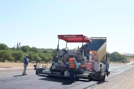 اجرای ایمن‌سازی در محورهای غربی استان اصفهان