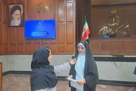 دادگاه اصلا و ابدا نمایشی نیست