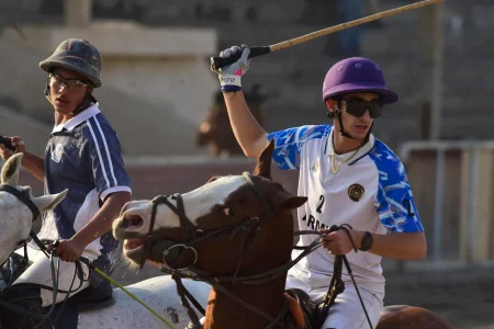 تیم‌های بسپارشیمی سپیدان و نزاجا در بخش آقایان به فینال جام مروارید رسیدند