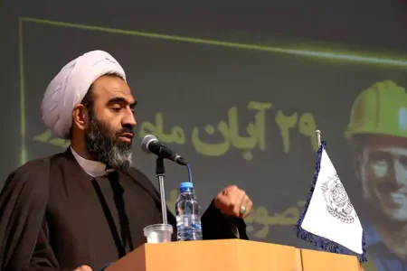 قطع بیمه تکمیلی بازنشستگان را با جدیت پیگیری می‌کنیم