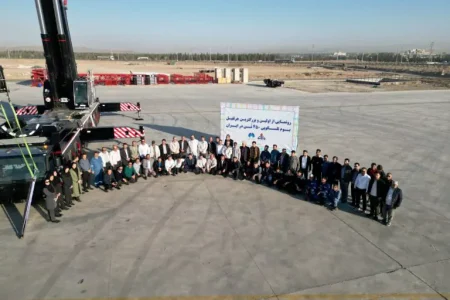 با ظرفیت باربرداری ۴۵۰ تن