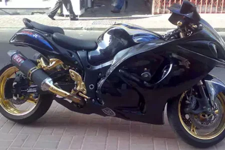 متوقف کردن کاوازاکی ۹۰۰ میلیونی