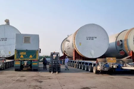 حمل بخش اول مهم ترین تجهیز پروژه RHU از مبداء بندرعباس آغاز شد