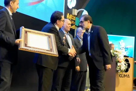 درخشش شرکت سیمان اصفهان به عنوان صادرکننده نمونه استان