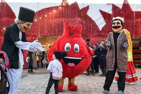 برگزاری جشنواره‌ های مختلف عرضه سوغات و نوبرانه