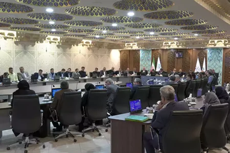 نشست بانک توسعه تعاون با فعالان اقتصادی اصفهان برگزار شد