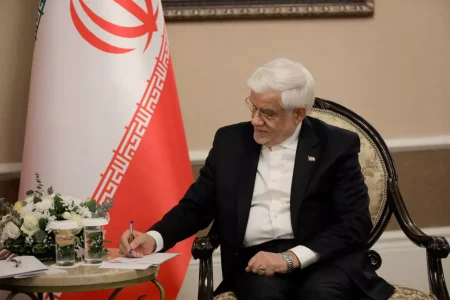 دستور یلدایی دکتر عارف به تولیدکنندگان، اصناف و نهادهای نظارتی