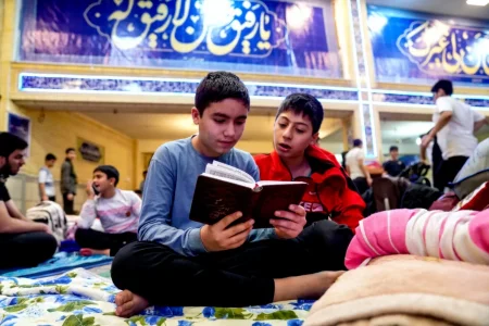۳۰۰ مسجد میزبان اعتکاف دانش‌آموزی اصفهان