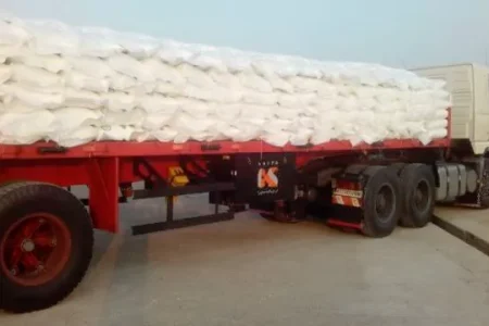 توزیع بیش از ۶ هزار تن کود یارانه‌ای در اصفهان طی آبان‌ماه ۱۴۰۴