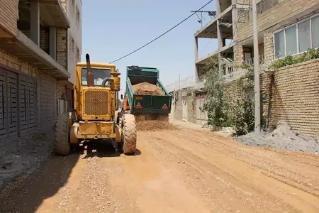 زیرسازی معابر خاکی شهر با تلاش شهرداری فلاورجان