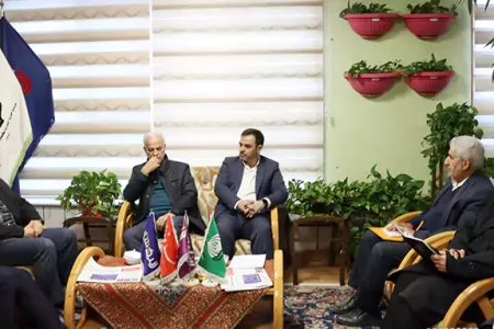 مانور روی فرونشست یعنی فرار سرمایه و سرمایه‌گذار از اصفهان