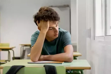 تمرکز بر آینده‌ی حرفه‌ای نوجوانان، کلید طلایی ثبات جامعه و پایداری اقتصاد