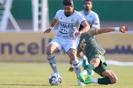 مهاجم سابق تراکتور در اصفهان