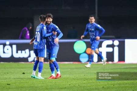 ذوب‌آهن ۰ _ استقلال ۰