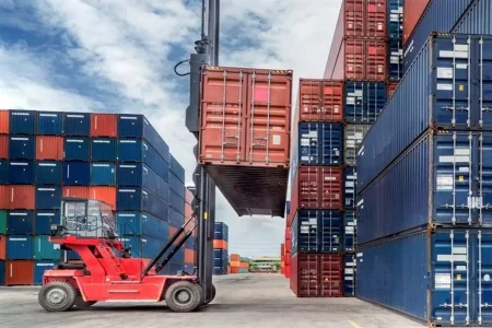 صادرات کالا از گمرکات استان اصفهان به خارج از کشور