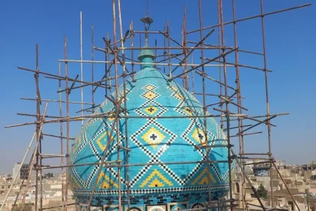 مرمت سردر حمام خان در مجموعه بازار کاشان آغاز شد