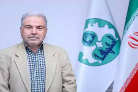 تجلیل از نظریه‌پرداز برتر علوم انسانی اصفهان در شانزدهمین فارابی
