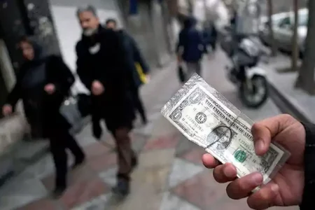 بحران اعتماد در بازارهای مالی؛ دولت در آزمون ثبات اقتصادی