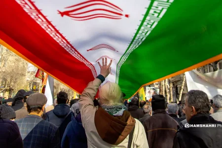 ۲۲ بهمن پاسخ آگاهانه مردم  به جنگ اراده‌ها