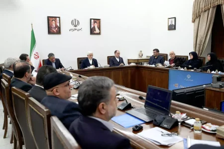 تأمین کالاهای اساسی پیش از رمضان و نوروز | هشدار دولت به گران‌فروشان و خودروسازان