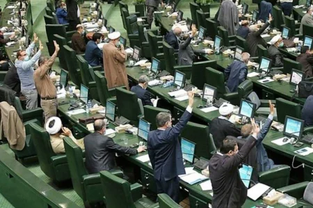 آتش زدن پرچم، اقدامی با عنوان مجرمانه