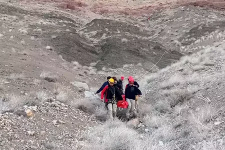 نجات بانوی کوهنورد از مسیر کوهستانی صفه