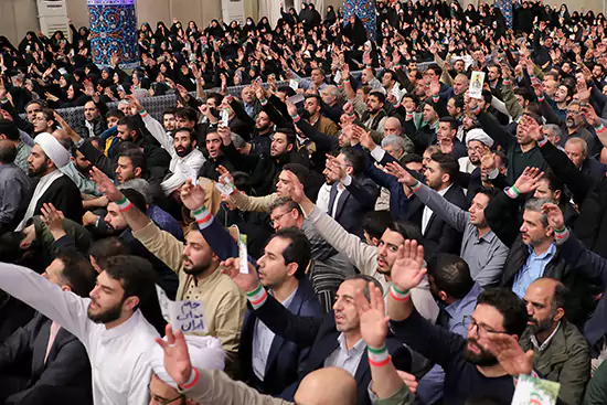 رهبری در دیدار پرشور مردم آذربایجان شرقی