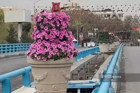 نصب ۱۴۰ فلاورباکس در میادین، معابر و گذرهای اصلی منطقه ۷ اصفهان