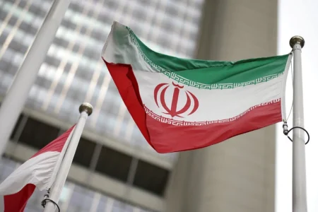 حضور هیئت ایرانی در پاکستان؛ تاکید بر حفظ شروط ایران برای آغاز مذاکرات