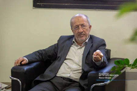 بازسازی ۱۰۰۰ واحد مسکونی آسیب‌دیده جنگ رمضان در اصفهان توسط شهرداری