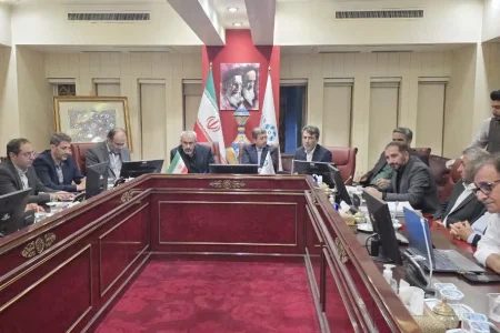 صدور دستورهای فوری برای رفع مشکلات فعالان اقتصادی استان با حضور وزیر