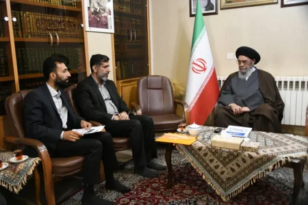 سختی‌های دوران جنگ مدرسه‌ای برای تربیت نسل انقلابی است