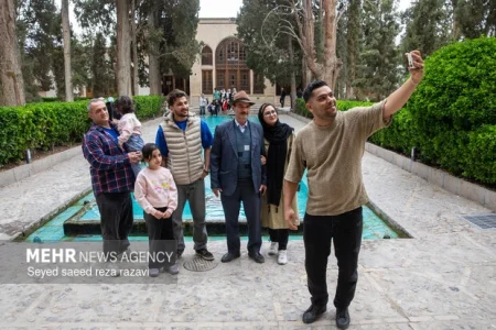 بازدید ۴۴ هزار نفر گردشگر از اماکن گردشگری کاشان طی ۲ روز