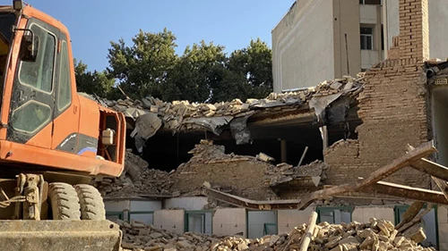 تخریب شبستان مسجد ثبت ملی «کازرونی»