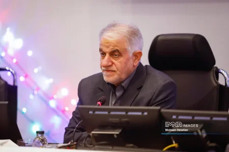 سوءمدیریت دستگاه متولی آب، نباید حقابه فضای سبز اصفهان را دچار خدشه کند
