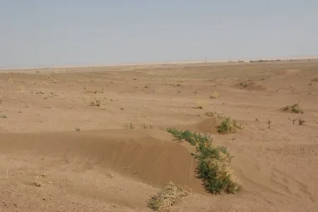 گسترش یک میلیون هکتاری بیابان در اصفهان در یک دهه