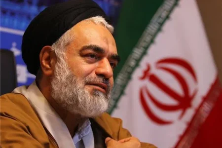 رمز بقای انقلاب و عامل انسجام ملی خدمت خالصانه و صادقانه است