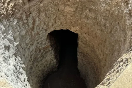 کشف آب‌ انبار تاریخی در خیابان آپادانا اصفهان
