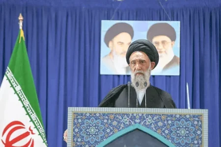 خطیب‌جمعه اصفهان: ایجاد بازدارندگی قطعی با مذاکره به دست نمی‌آید