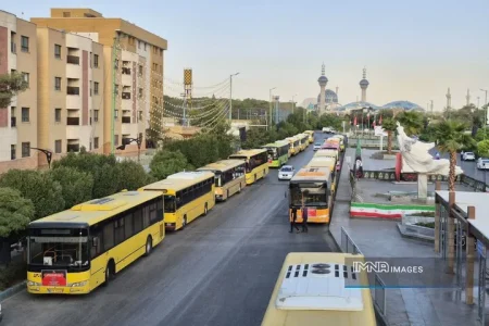 اعزام ۴۰ اتوبوس شرکت واحد اصفهان به مرز مهران برای خدمترسانی به زائران اربعین