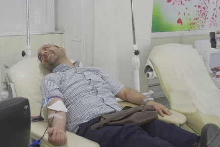اصفهانی‌ها ۲۸ صفر ۳۱۹ واحد خون اهدا کردند
