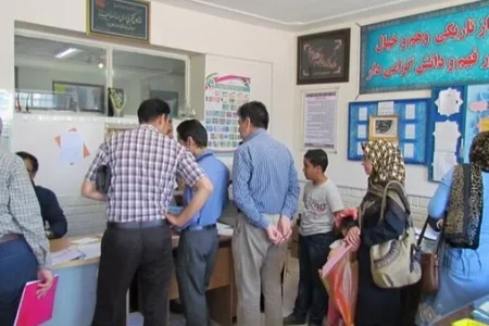 دریافت شهریه اجباری در مدارس دولتی غیرقانونی است