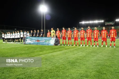 ذوب‌آهن و فولاد با حضور تماشاگران به استقبال لیگ ۲۶ می‌روند