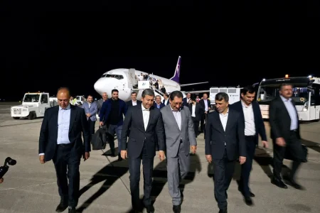 وزیر صنعت، معدن و تجارت وارد اصفهان شد