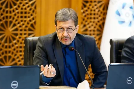 بحران آب و انرژی با شعار و همایش حل نمی‌شود