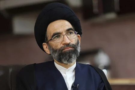 درخواست امامجمعه کاشان برای تغییر مدیر کل میراث فرهنگی و عذرخواهی مدیرکل از مردم