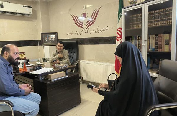 پزشکی که نسخه اش آزادی بود؛لبخند مهربانی پشت نقاب سفید