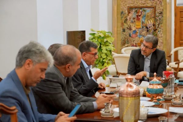توسعه مراکز انتقال خون اصفهان با تهاتر اراضی و بازگشت مطالبات دنبال می‌شود