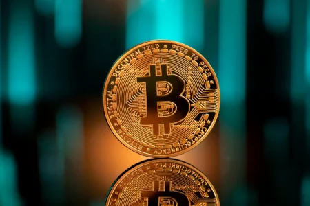 اعتماد به آشنایان سه بیتکوین را به خطر انداخت